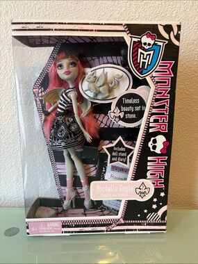 Rare 2011/2012 Monster High Rochelle Goyle -Daughter of a Gargoyle G1 first wave